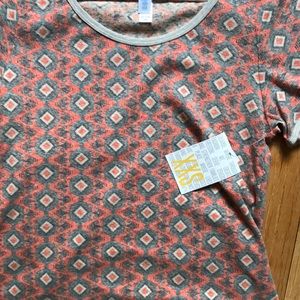 LuLaRoe XXS classic tee
